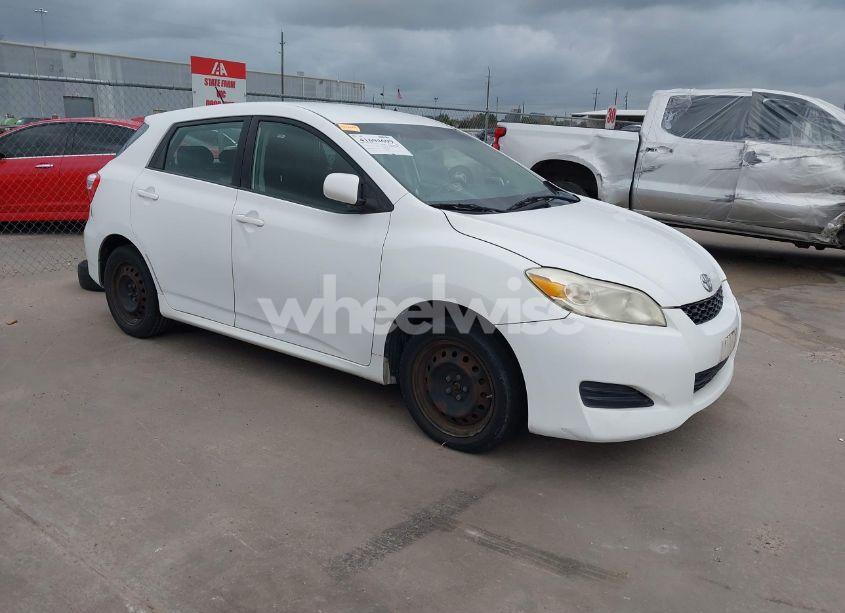 2009 Toyota Matrix (VIN 2T1KU40E69C054826) main photo