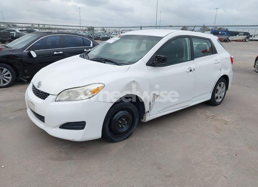 Photo 2 of 2009 Toyota Matrix (VIN 2T1KU40E69C054826)