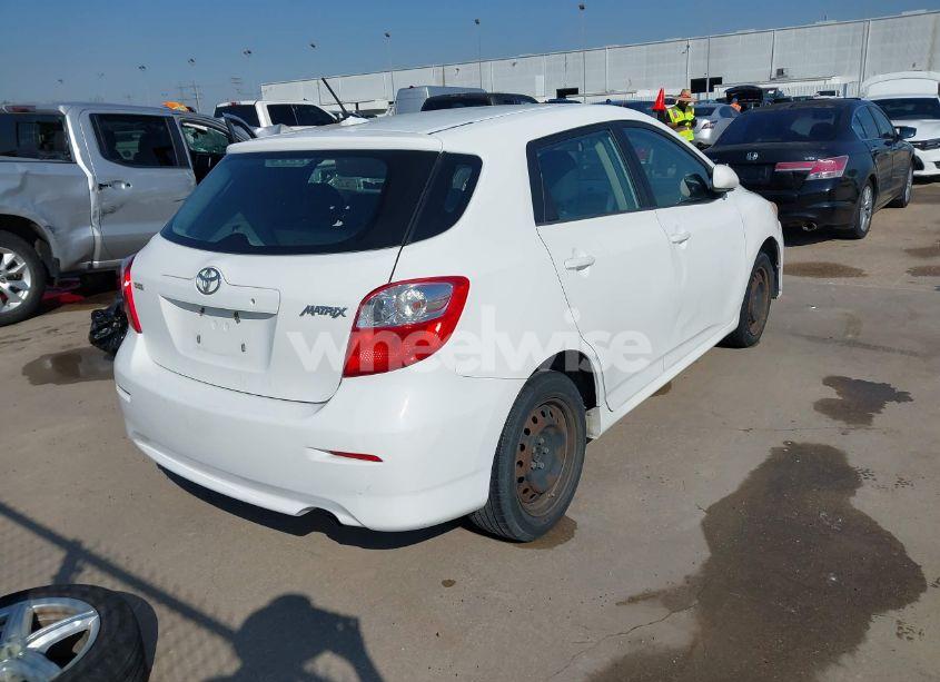 Photo 4 of 2009 Toyota Matrix (VIN 2T1KU40E69C054826)