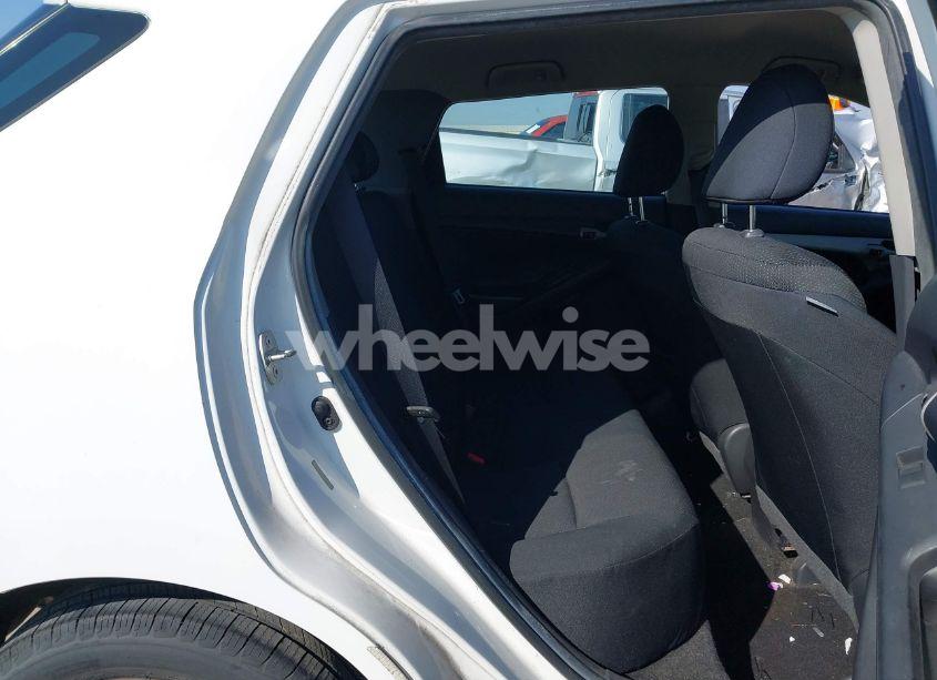 Photo 8 of 2009 Toyota Matrix (VIN 2T1KU40E69C054826)