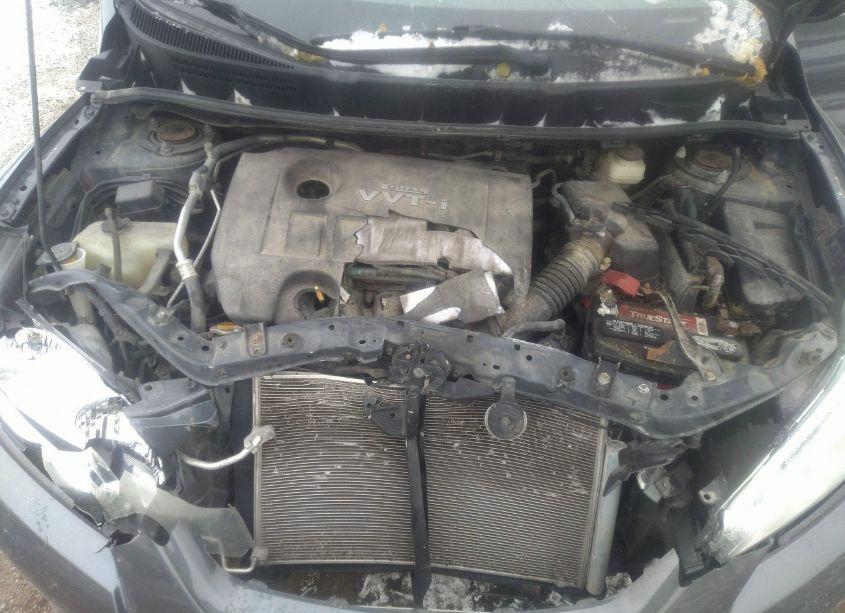 Photo 10 of 2009 Toyota Matrix (VIN 2T1KU40E69C088135)