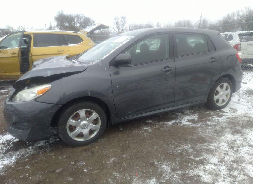 Photo 14 of 2009 Toyota Matrix (VIN 2T1KU40E69C088135)