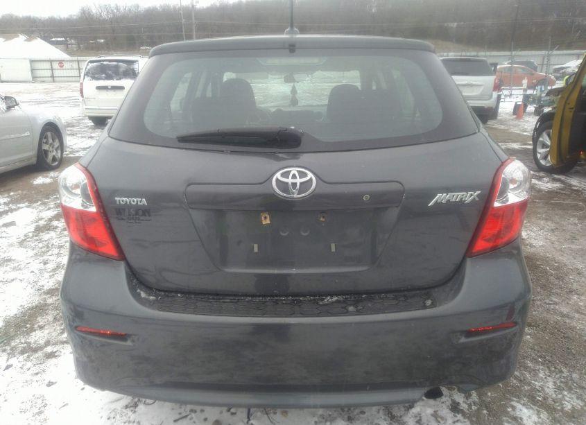 Photo 16 of 2009 Toyota Matrix (VIN 2T1KU40E69C088135)