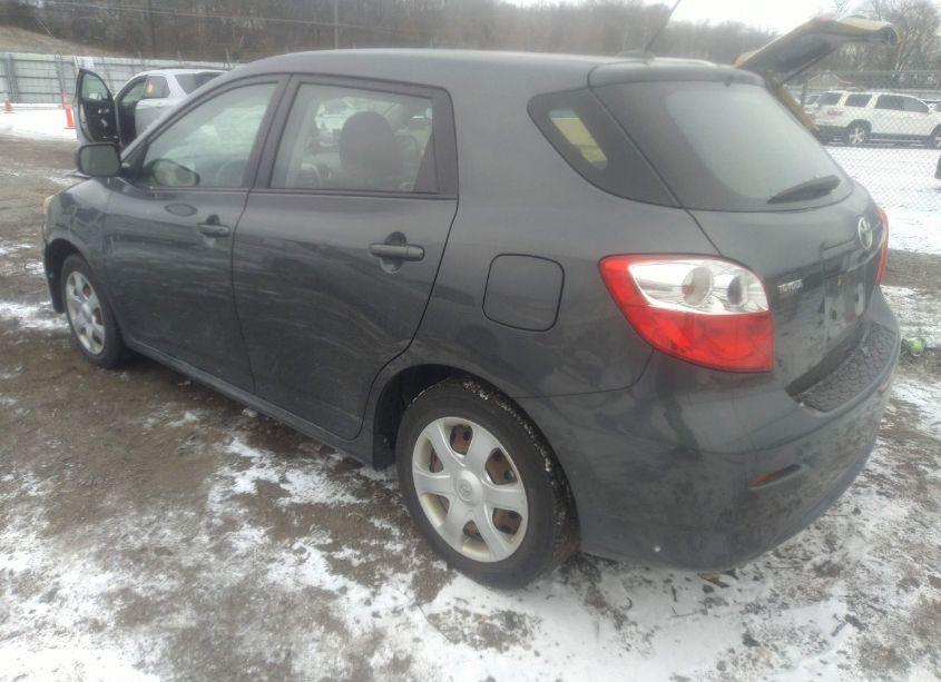 Photo 3 of 2009 Toyota Matrix (VIN 2T1KU40E69C088135)