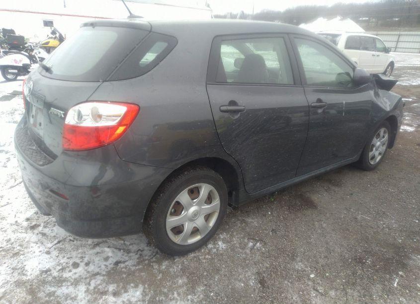 Photo 4 of 2009 Toyota Matrix (VIN 2T1KU40E69C088135)
