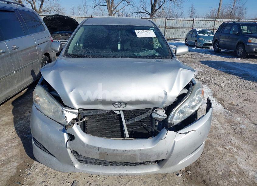 Photo 11 of 2009 Toyota Matrix (VIN 2T1KU40E69C113048)