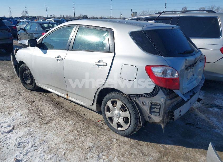Photo 3 of 2009 Toyota Matrix (VIN 2T1KU40E69C113048)