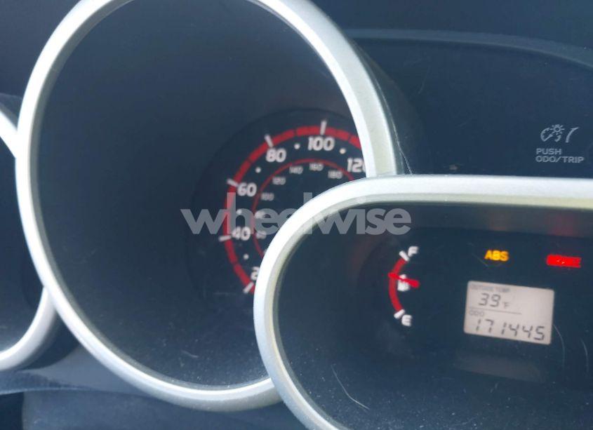 Photo 7 of 2009 Toyota Matrix (VIN 2T1KU40E69C113048)