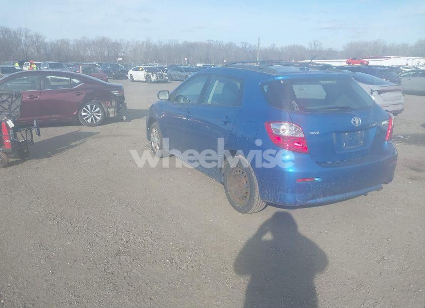 Photo 3 of 2009 Toyota Matrix (VIN 2T1KU40E79C022662)