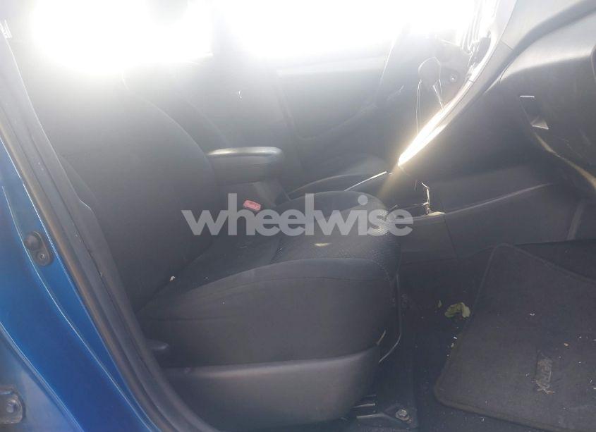 Photo 5 of 2009 Toyota Matrix (VIN 2T1KU40E79C022662)