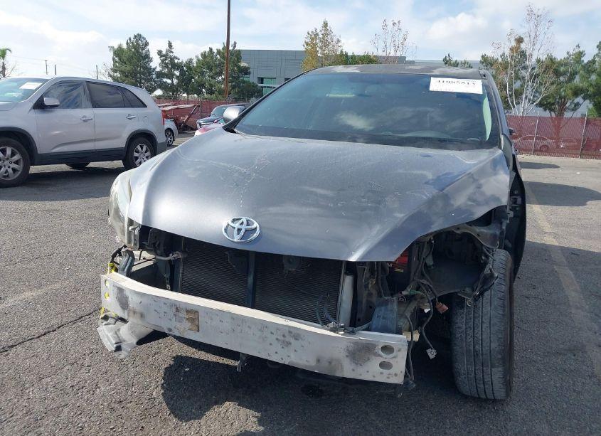 Photo 6 of 2009 Toyota Matrix (VIN 2T1KU40E79C125919)