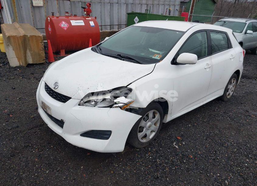 Photo 6 of 2009 Toyota Matrix (VIN 2T1KU40E79C134703)