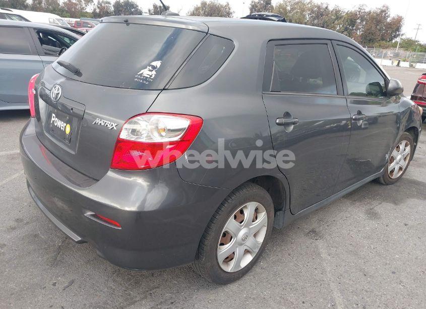 Photo 4 of 2009 Toyota Matrix (VIN 2T1KU40E89C004526)