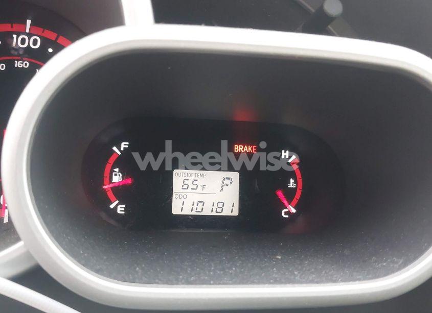 Photo 7 of 2009 Toyota Matrix (VIN 2T1KU40E89C004526)