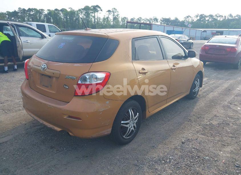 Photo 4 of 2009 Toyota Matrix (VIN 2T1KU40E89C008205)