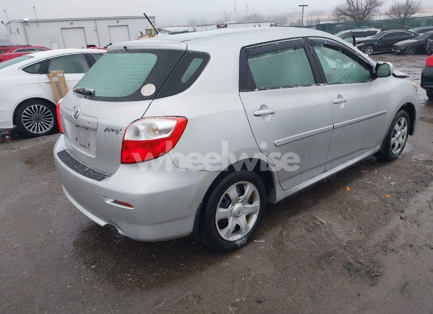 Photo 4 of 2009 Toyota Matrix (VIN 2T1KU40E89C061096)
