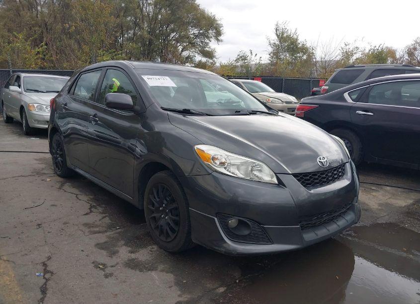 2009 Toyota Matrix (VIN 2T1KU40E89C173719) main photo