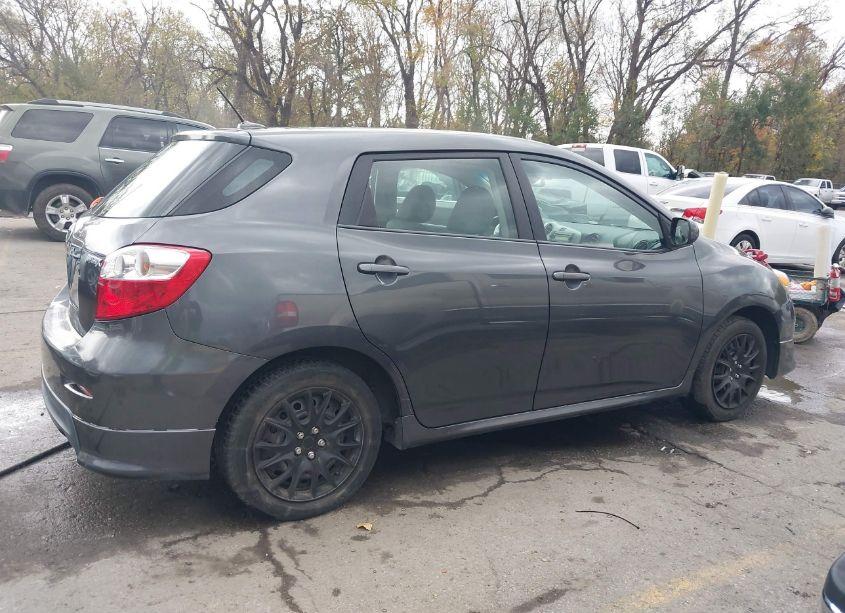 Photo 13 of 2009 Toyota Matrix (VIN 2T1KU40E89C173719)