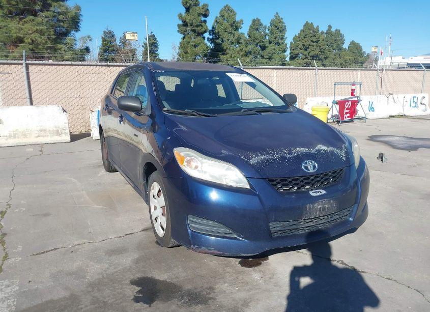 2009 Toyota Matrix (VIN 2T1KU40E99C054190) main photo