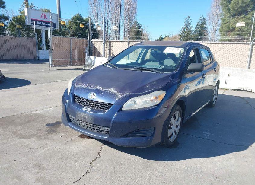Photo 2 of 2009 Toyota Matrix (VIN 2T1KU40E99C054190)