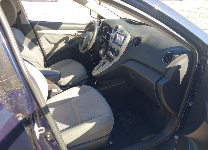 Photo 5 of 2009 Toyota Matrix (VIN 2T1KU40E99C054190)