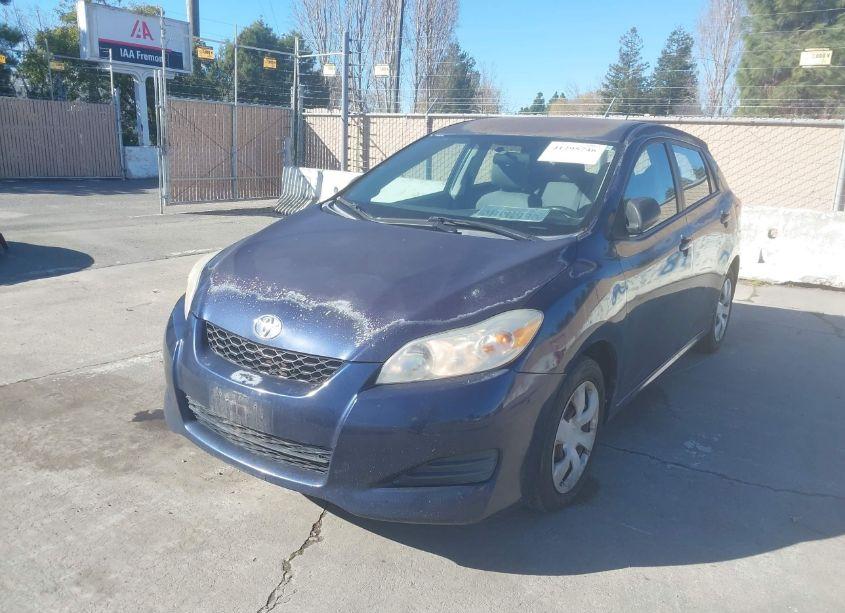 Photo 6 of 2009 Toyota Matrix (VIN 2T1KU40E99C054190)