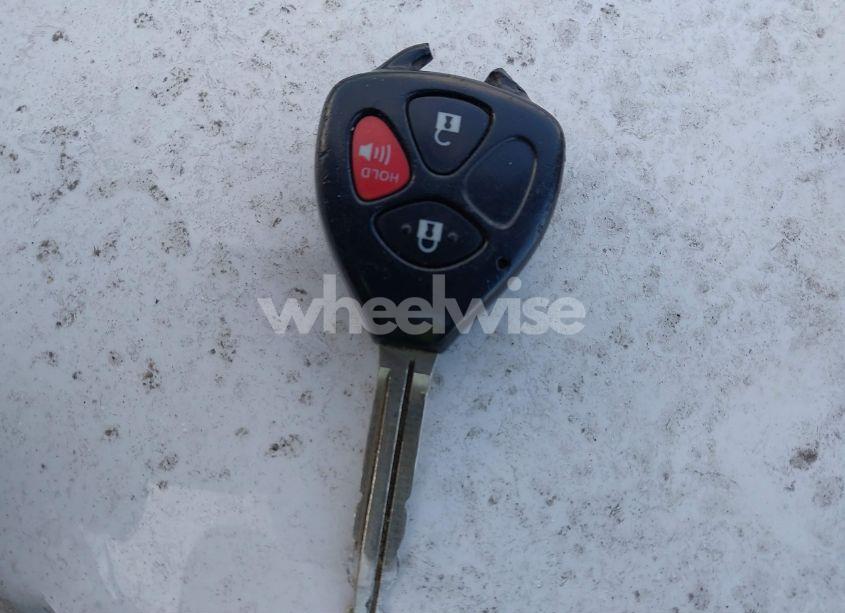 Photo 11 of 2009 Toyota Matrix (VIN 2T1KU40E99C103551)