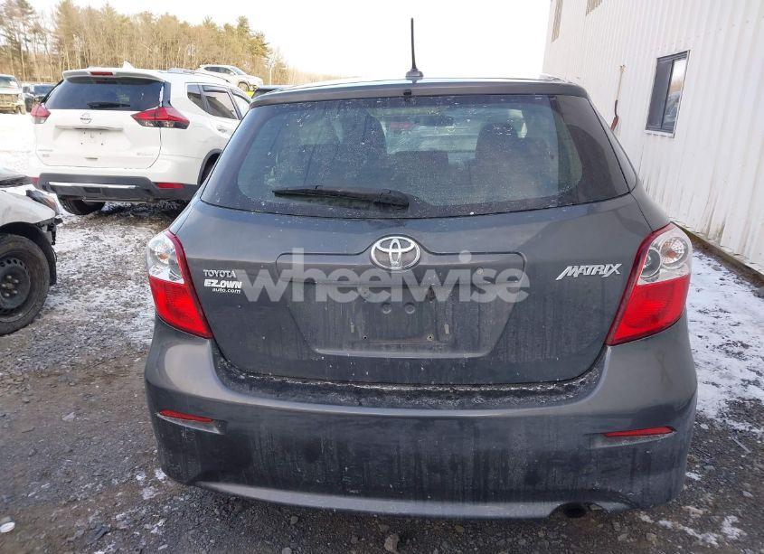 Photo 16 of 2009 Toyota Matrix (VIN 2T1KU40E99C103551)