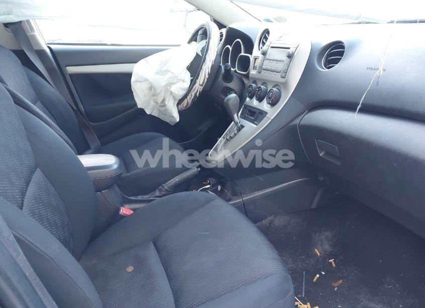 Photo 5 of 2009 Toyota Matrix (VIN 2T1KU40E99C103551)