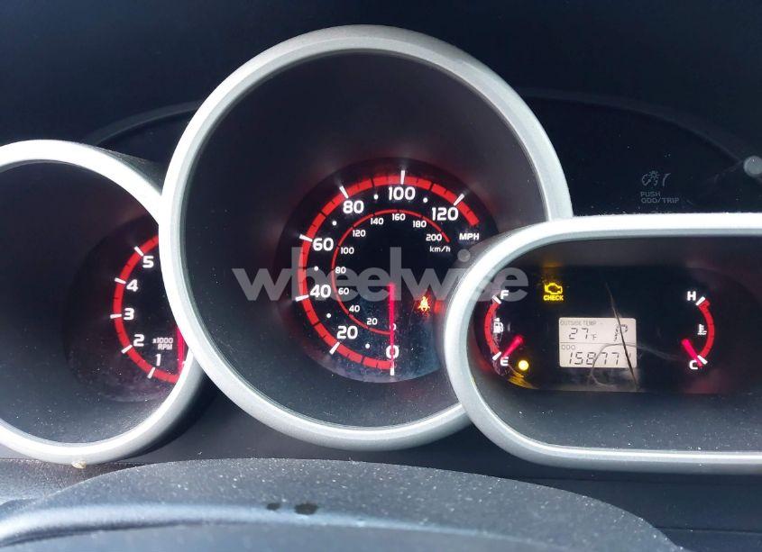 Photo 7 of 2009 Toyota Matrix (VIN 2T1KU40E99C103551)