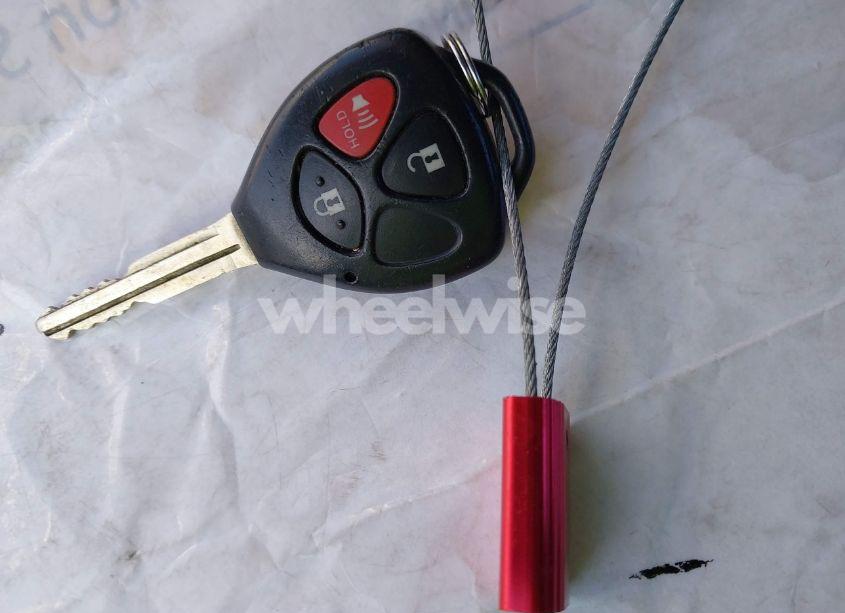 Photo 11 of 2009 Toyota Matrix (VIN 2T1KU40EX9C049001)