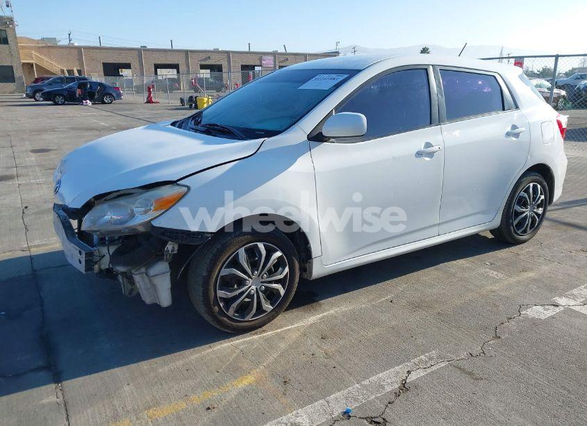 Photo 2 of 2009 Toyota Matrix (VIN 2T1KU40EX9C049001)