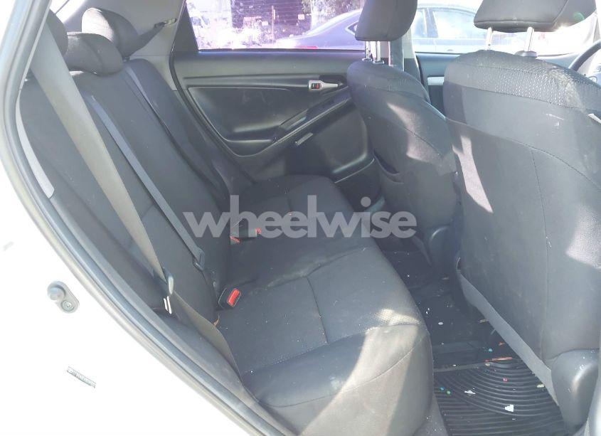 Photo 8 of 2009 Toyota Matrix (VIN 2T1KU40EX9C049001)