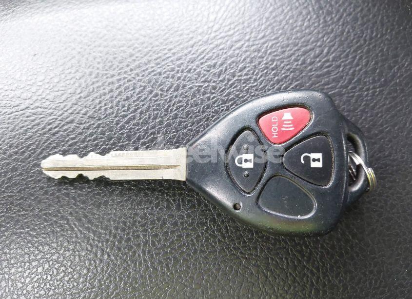 Photo 11 of 2009 Toyota Matrix (VIN 2T1KU40EX9C083794)