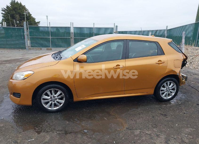 Photo 15 of 2009 Toyota Matrix (VIN 2T1KU40EX9C083794)