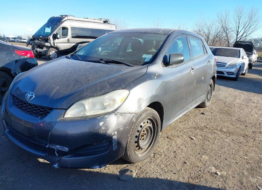 Photo 2 of 2009 Toyota Matrix (VIN 2T1KU40EX9C159174)
