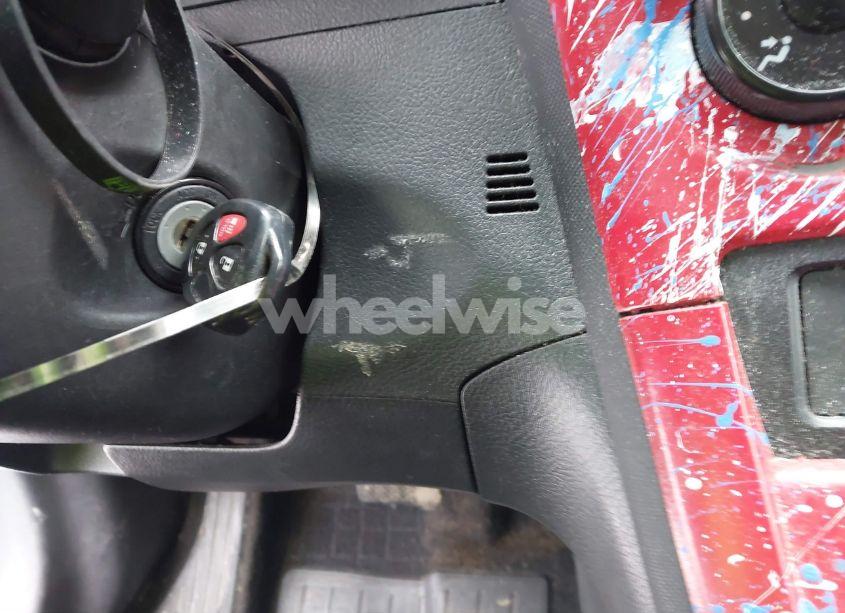 Photo 11 of 2010 Toyota Matrix (VIN 2T1KU4EE0AC266439)