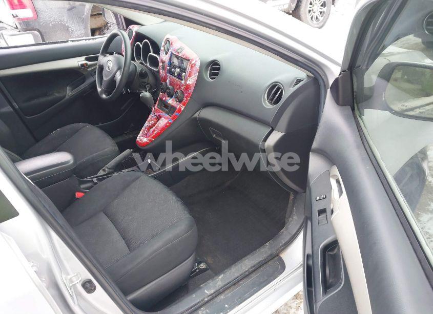 Photo 5 of 2010 Toyota Matrix (VIN 2T1KU4EE0AC266439)