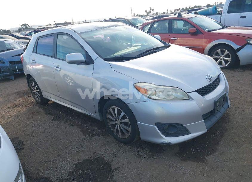 2010 Toyota Matrix (VIN 2T1KU4EE1AC242909) main photo