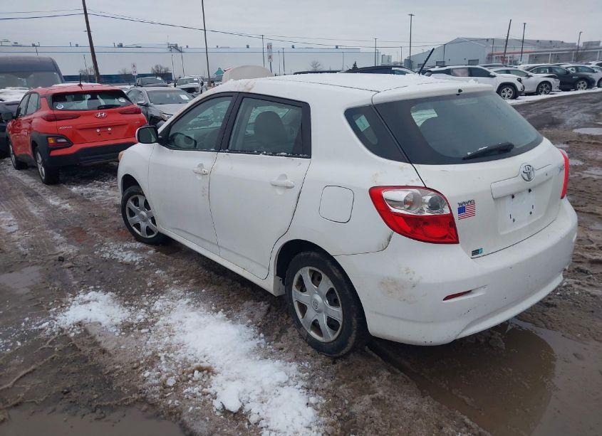 Photo 3 of 2010 Toyota Matrix (VIN 2T1KU4EE2AC382824)