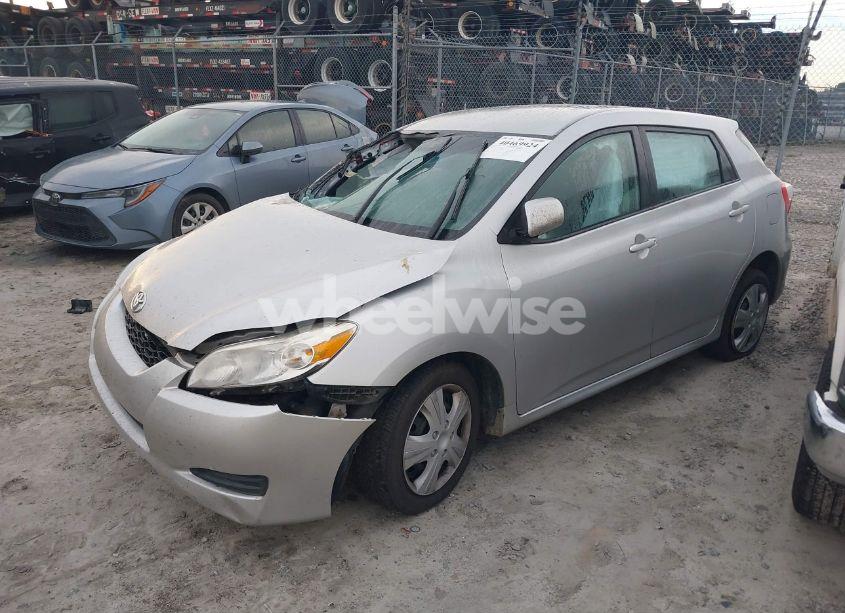 Photo 2 of 2011 Toyota Matrix (VIN 2T1KU4EE3BC548527)