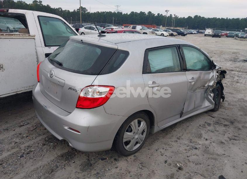 Photo 4 of 2011 Toyota Matrix (VIN 2T1KU4EE3BC548527)