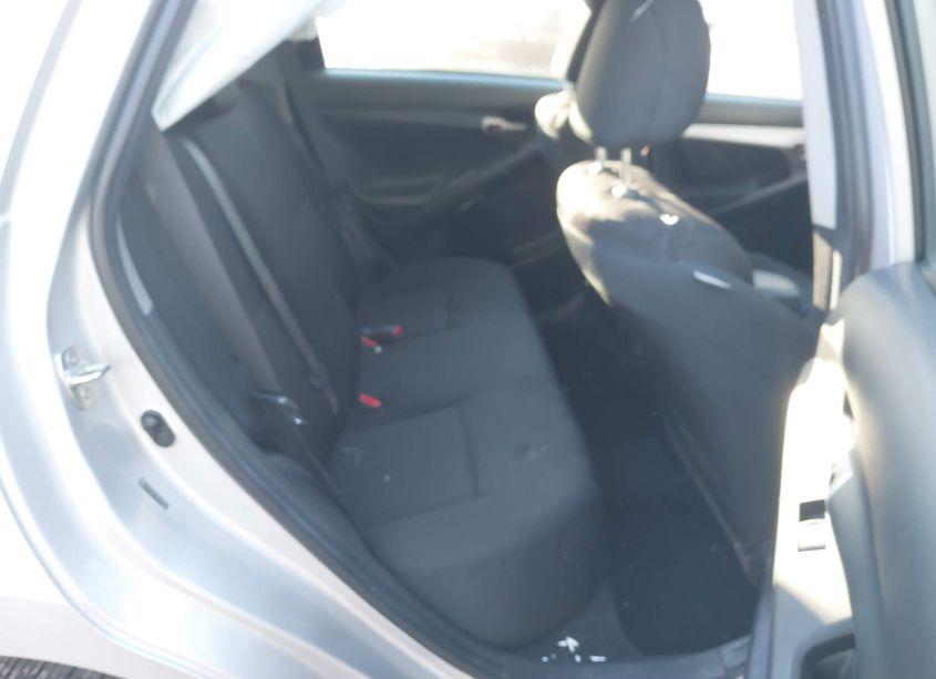 Photo 8 of 2011 Toyota Matrix (VIN 2T1KU4EE3BC692935)