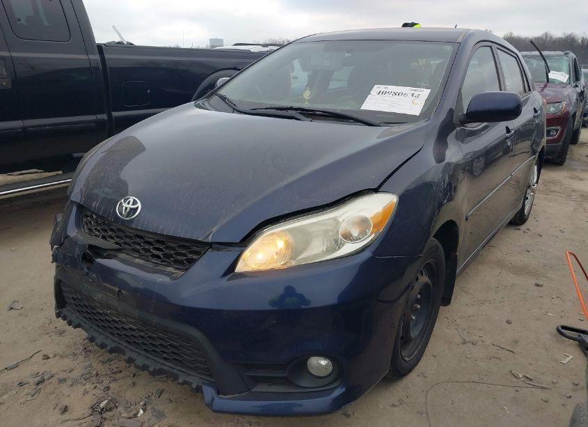 Photo 2 of 2012 Toyota Matrix L (VIN 2T1KU4EE3CC831009)