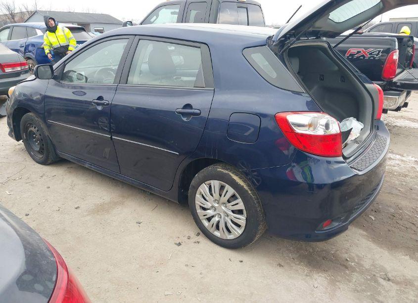 Photo 3 of 2012 Toyota Matrix L (VIN 2T1KU4EE3CC831009)