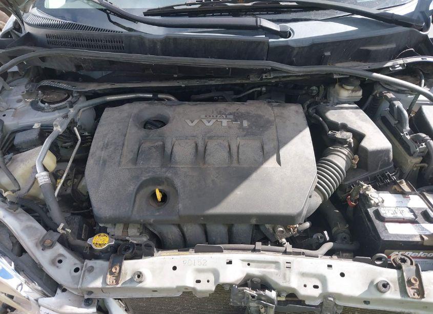 Photo 10 of 2010 Toyota Matrix (VIN 2T1KU4EE5AC364513)