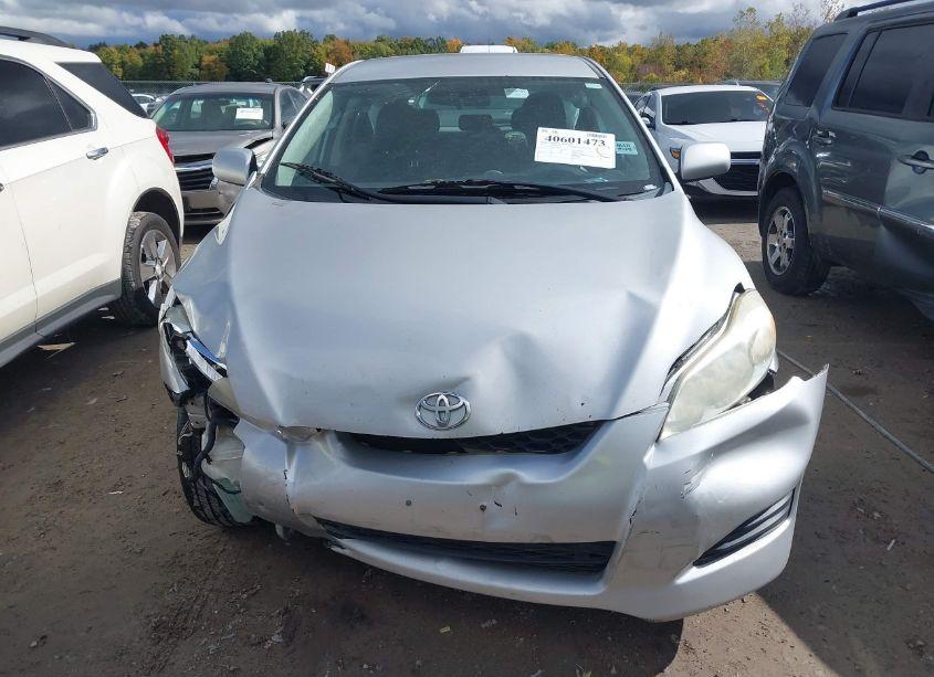 Photo 12 of 2010 Toyota Matrix (VIN 2T1KU4EE5AC364513)