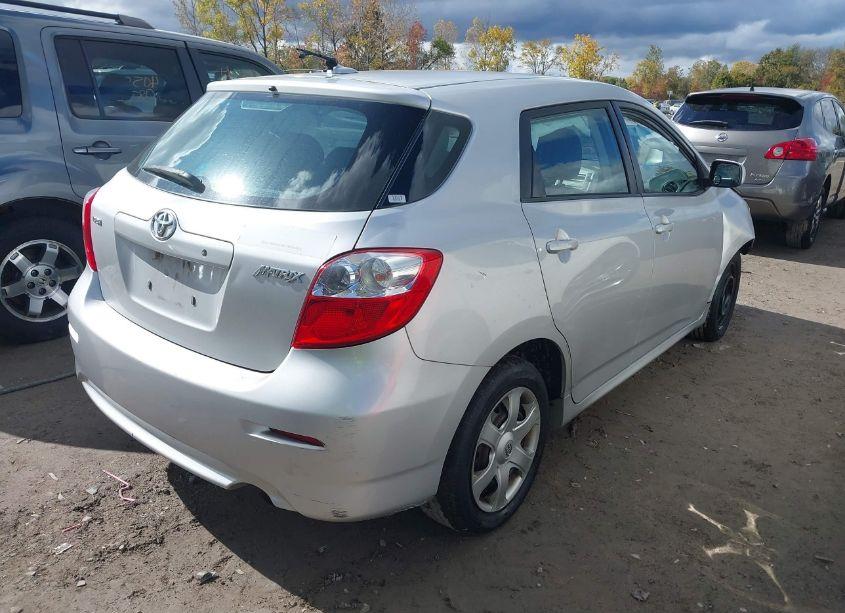 Photo 4 of 2010 Toyota Matrix (VIN 2T1KU4EE5AC364513)