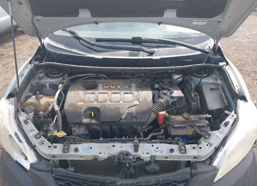 Photo 10 of 2010 Toyota Matrix (VIN 2T1KU4EE6AC330192)