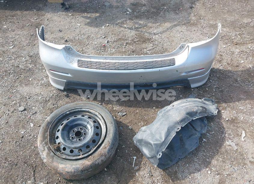 Photo 12 of 2010 Toyota Matrix (VIN 2T1KU4EE6AC330192)